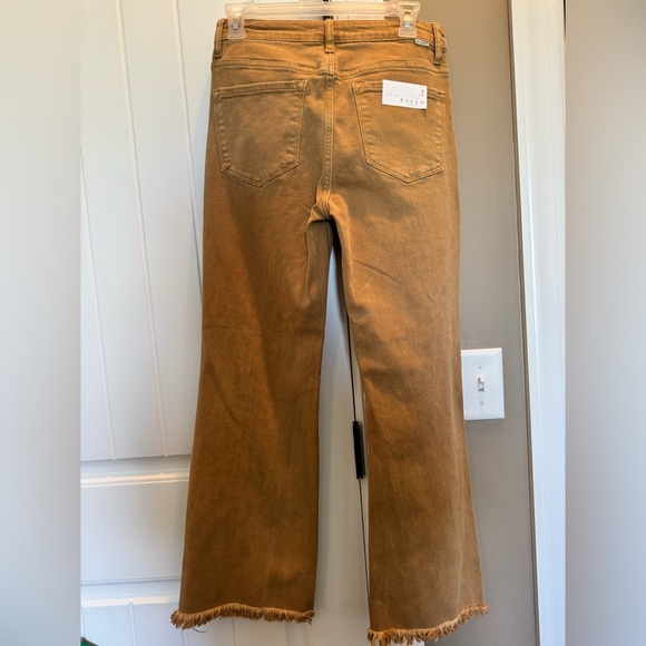 Women’s Risen Distressed Caramel Brown cropped Jeans 5/27 - Picture 4 of 5